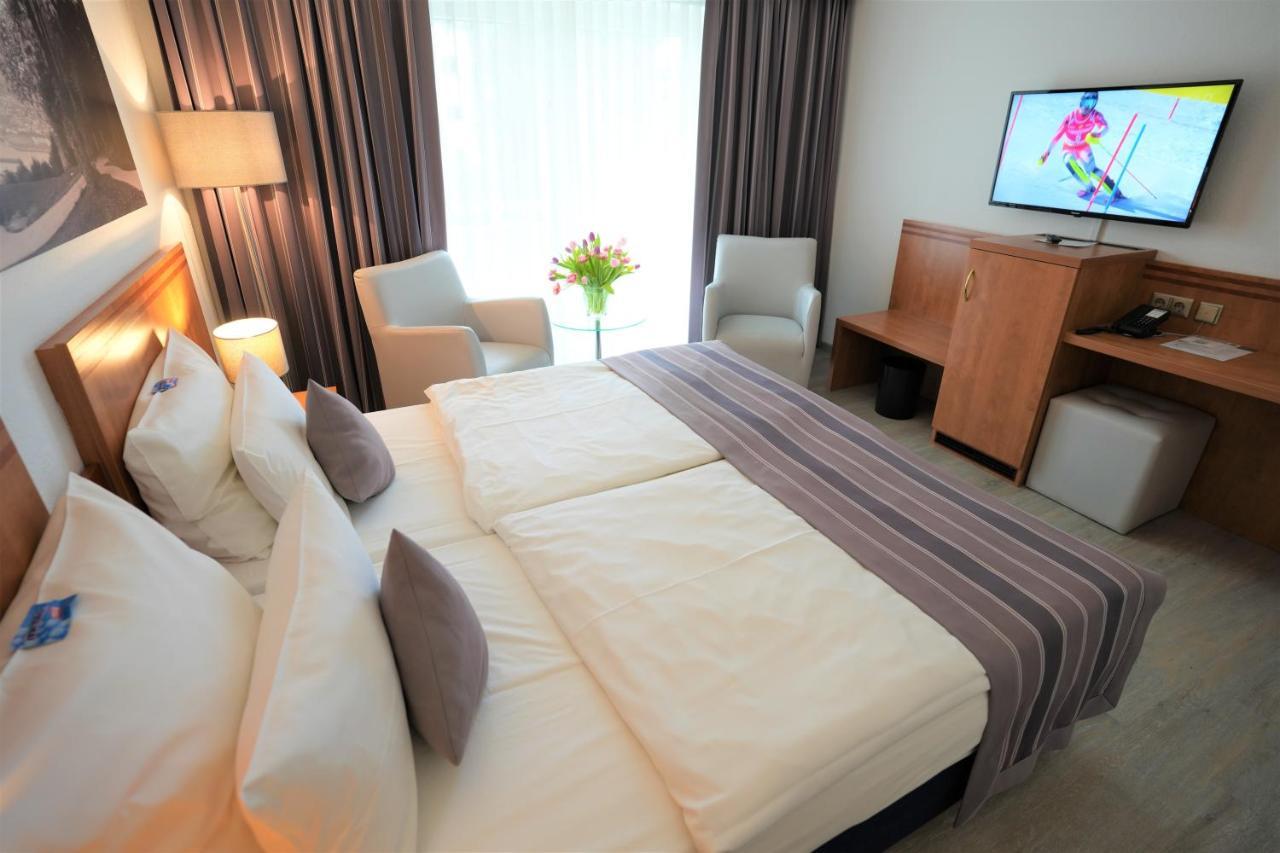 Parkhotel Sonnenberg Eltville am Rhein Buitenkant foto