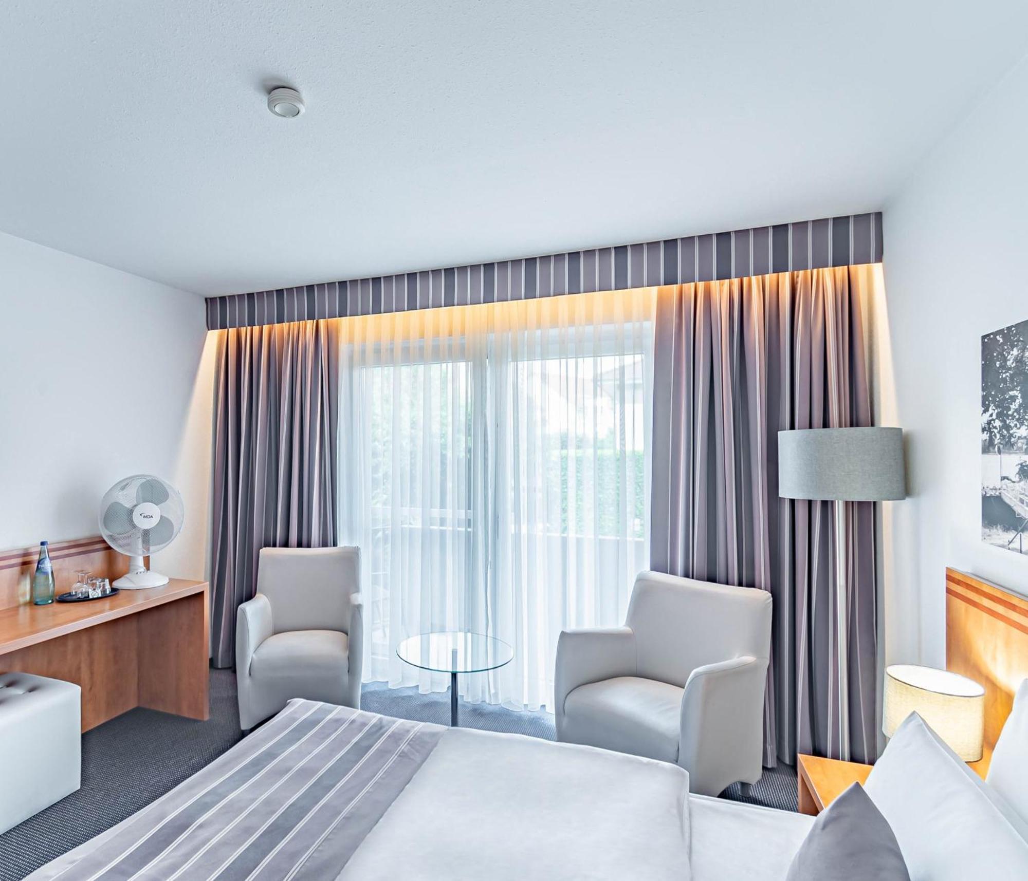 Parkhotel Sonnenberg Eltville am Rhein Buitenkant foto