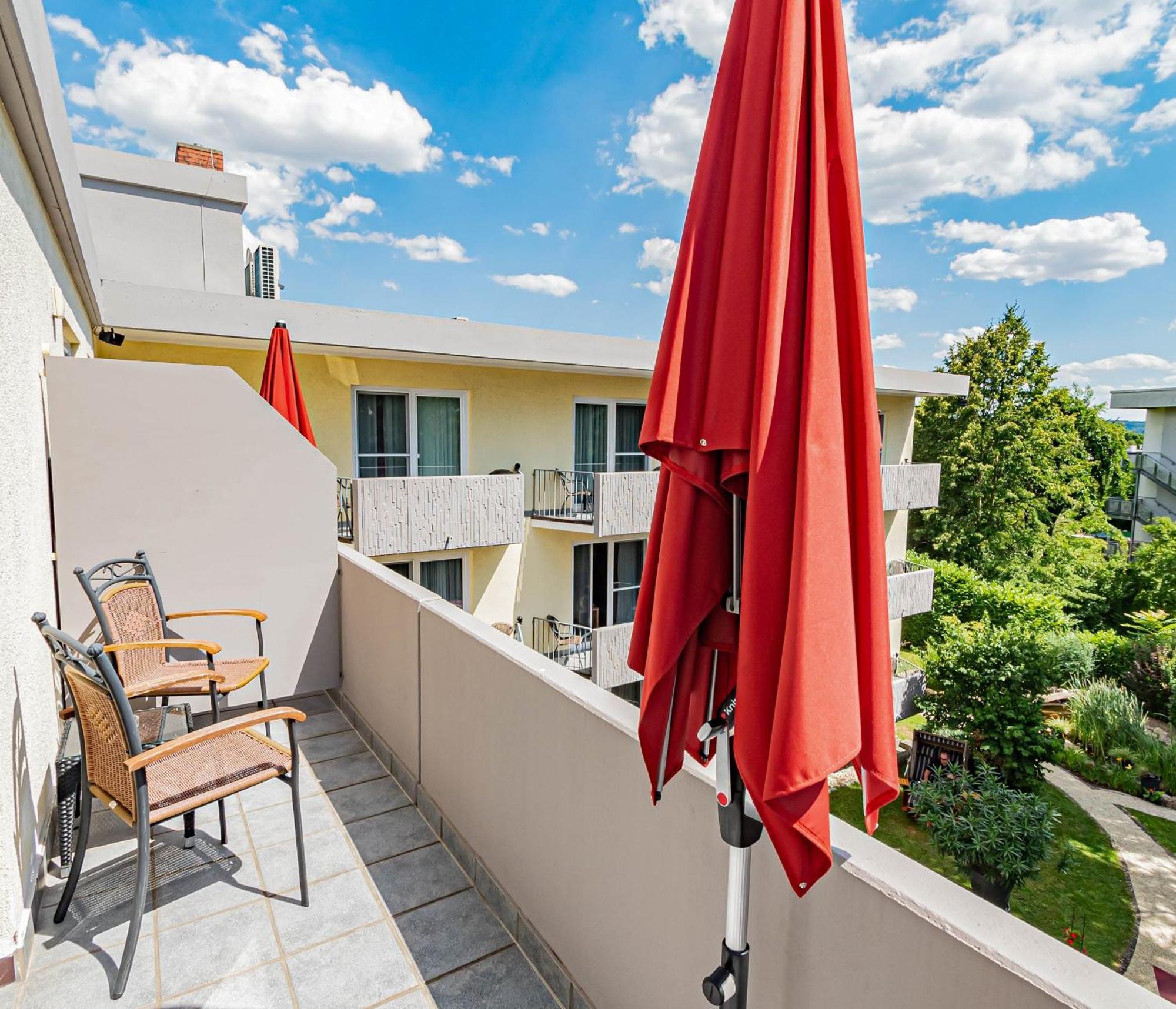 Parkhotel Sonnenberg Eltville am Rhein Buitenkant foto